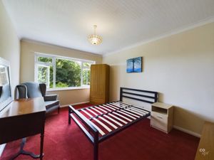 Bedroom 4 (4)- click for photo gallery